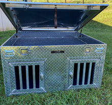 Load image into Gallery viewer, Diamond Deluxe Dog Box - For Pickup Only