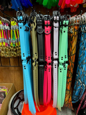 Black Metal Name with Black Hardware Beta 19 in Collars (1 in Wide)