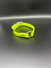 Load image into Gallery viewer, Black Name Tag 19" Solid Dayglo Collar with D-Ring and Center Ring - 1" Wide