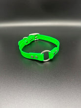 Load image into Gallery viewer, Black Name Tag 19" Solid Dayglo Collar with D-Ring and Center Ring - 1" Wide